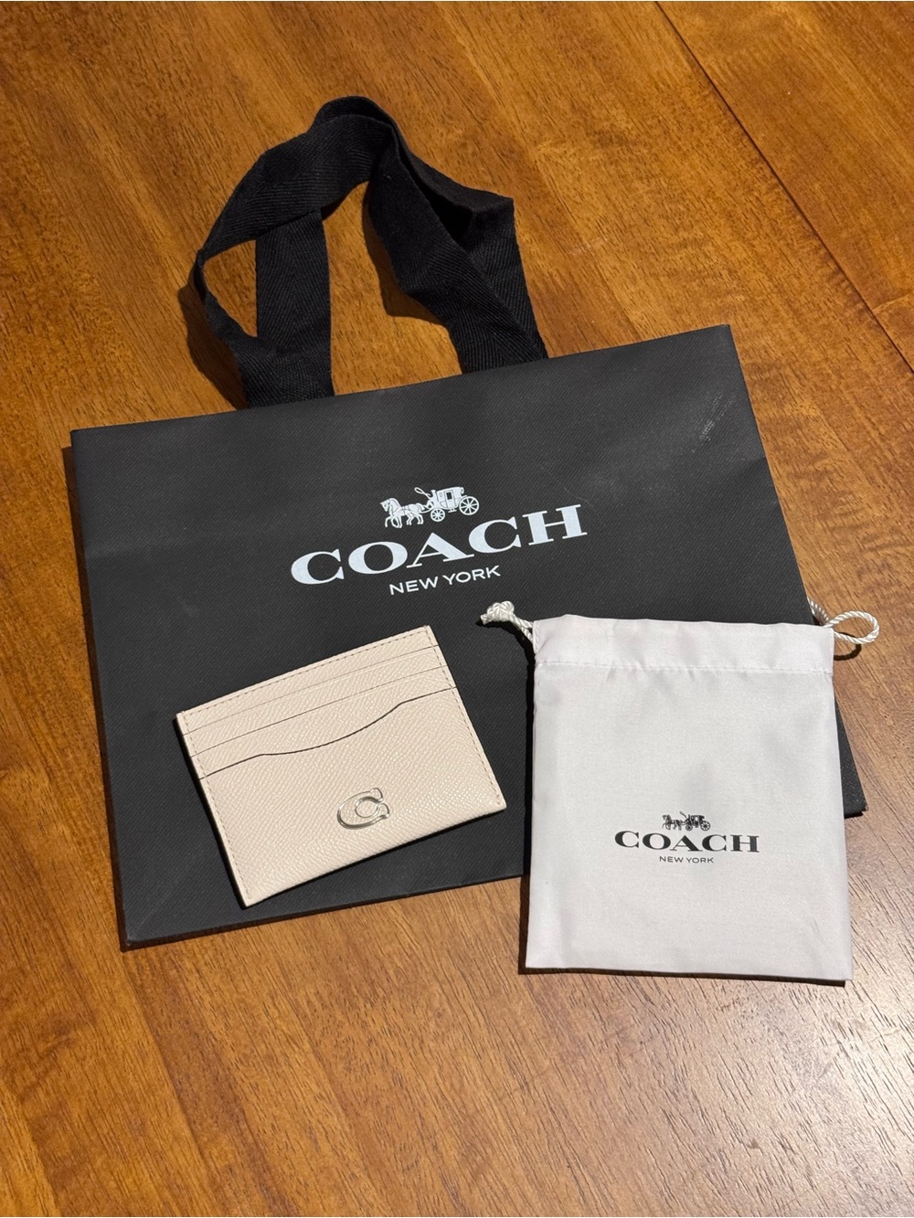 Coach Small Pebbled Leather Card Case in Off-White